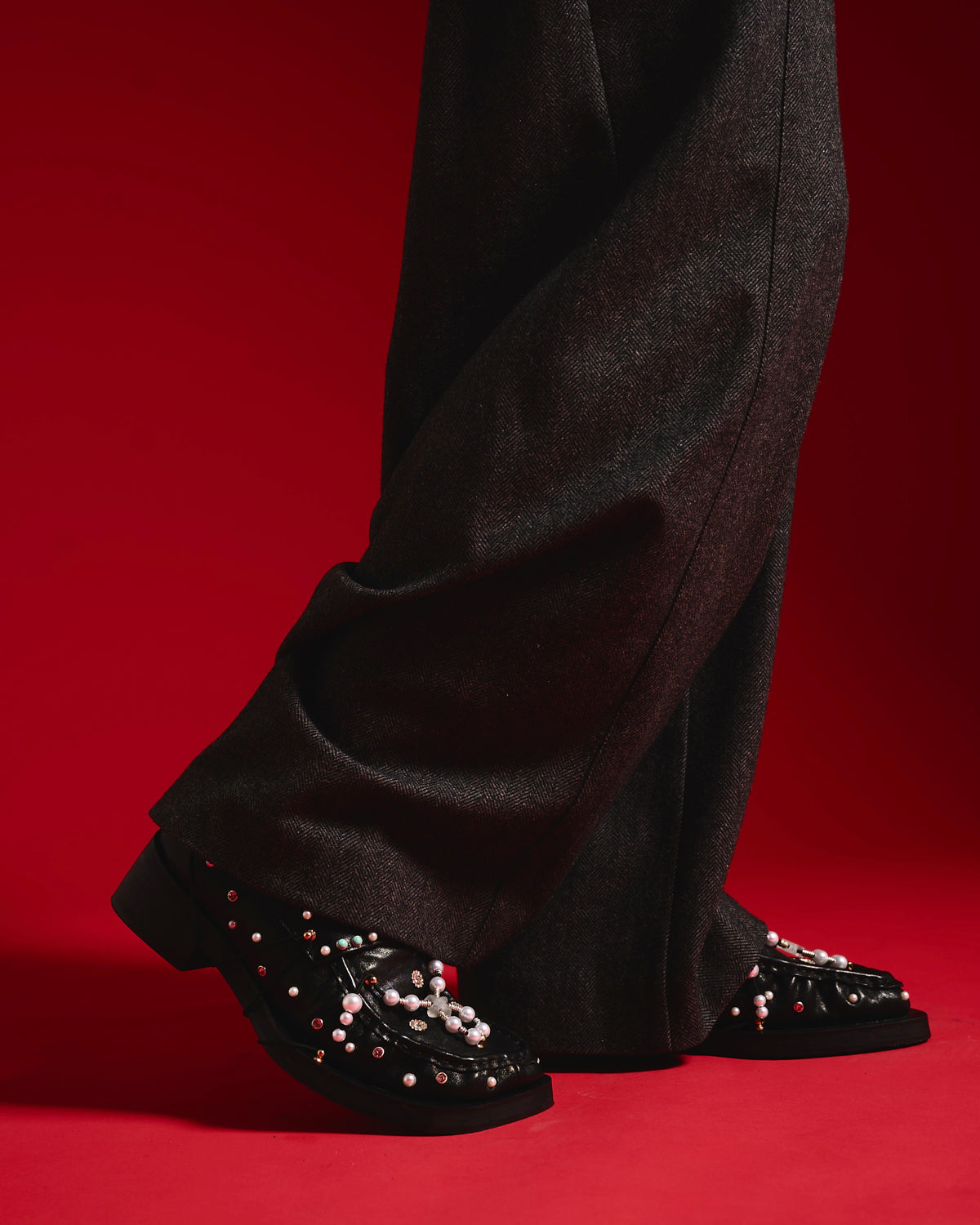 【CAMPHORWOOD x Vitamin Archive】$HINEE LEATHER LOAFERS